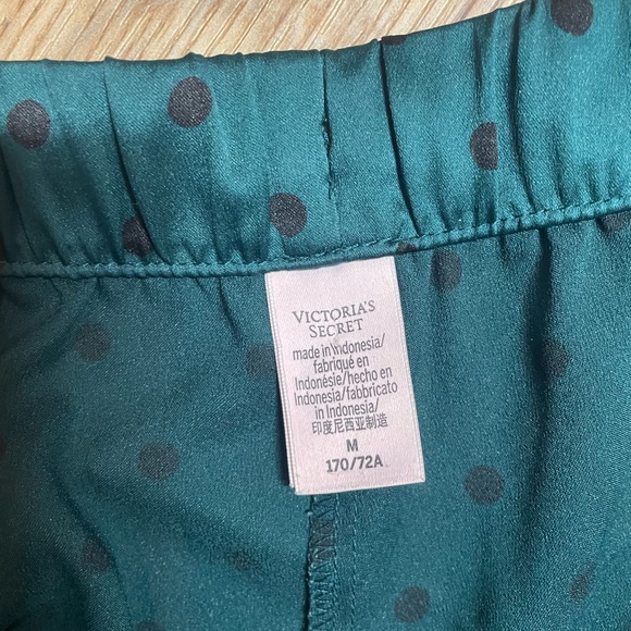 Black Ivy Green Dot Satin Short Pajama set - Picture 9 of 9